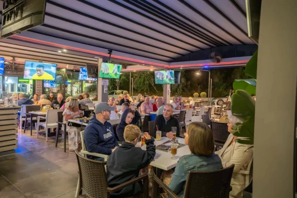 Untitled-687-2048x1365